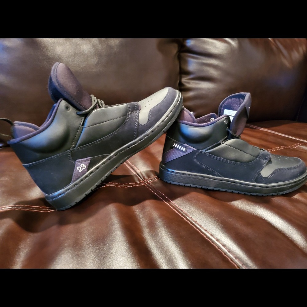 NWB Jordan Fadeaway Athletic Shoes